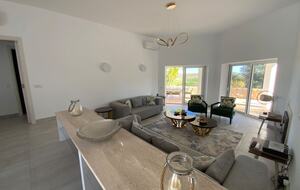 Vila Luisa - Alcantarilha, Portugal