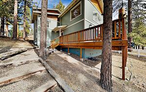 Cabin by the Lake | Gilner Point | Private Hot Tub - Big Bear Lake, California