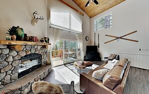 Cabin by the Lake | Gilner Point | Private Hot Tub - Big Bear Lake, California