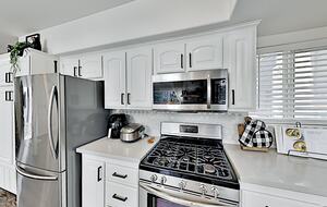 Cabin by the Lake | Gilner Point | Private Hot Tub - Big Bear Lake, California