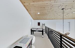 Cabin by the Lake | Gilner Point | Private Hot Tub - Big Bear Lake, California