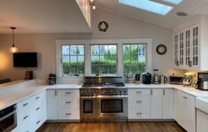 Vineyard Time - Edgartown, Massachusetts