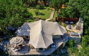 Firesong Ranch and Glamping - The Casita and Ndotto - Spicewood, Texas