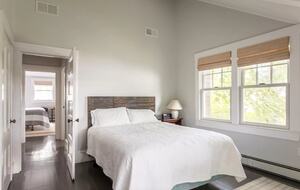 Vineyard Time - Edgartown, Massachusetts