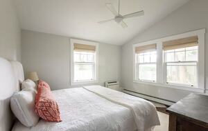 Vineyard Time - Edgartown, Massachusetts