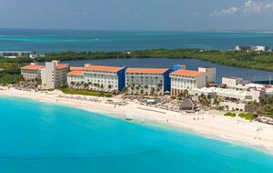 Home exchange in Cancun, aerial view of The Westin Resort & Spa