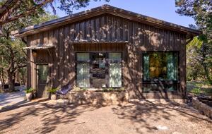 Home exchange in Spicewood TX with private entrance