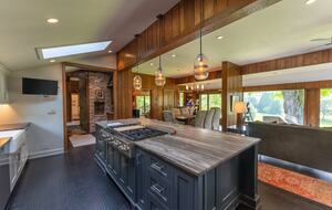 North Carolina Gem Overlooking 18th Green at Hound Ears Country Club - Boone, North Carolina