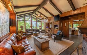 North Carolina Gem Overlooking 18th Green at Hound Ears Country Club - Boone, North Carolina