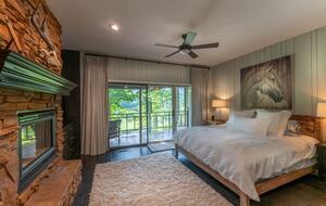 North Carolina Gem Overlooking 18th Green at Hound Ears Country Club - Boone, North Carolina