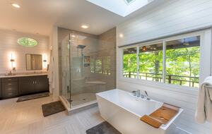 North Carolina Gem Overlooking 18th Green at Hound Ears Country Club - Boone, North Carolina