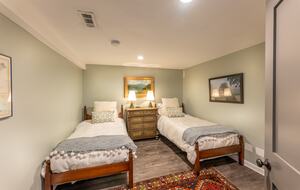 North Carolina Gem Overlooking 18th Green at Hound Ears Country Club - Boone, North Carolina