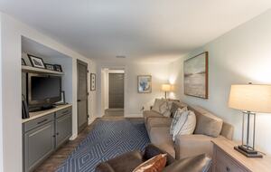 North Carolina Gem Overlooking 18th Green at Hound Ears Country Club - Boone, North Carolina