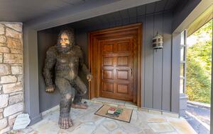 North Carolina Gem Overlooking 18th Green at Hound Ears Country Club - Boone, North Carolina