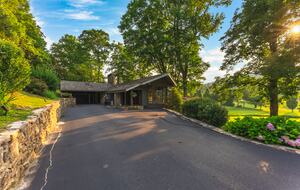 North Carolina Gem Overlooking 18th Green at Hound Ears Country Club - Boone, North Carolina