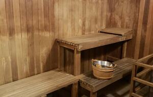 Home exchange in Honolulu HI, The Imperial Hawaii Resort sauna