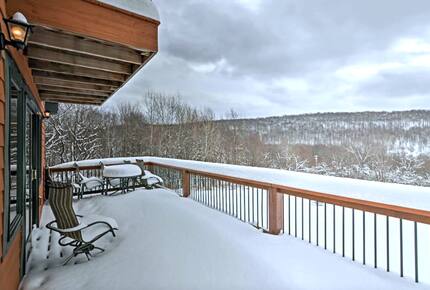 Mountain Top Chalet Getaway - Ellicottville, New York