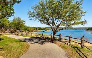 Lake Travis - Hollows Resort Lakeview Casita - Jonestown, Texas