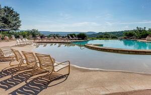 Lake Travis - Hollows Resort Lakeview Casita - Jonestown, Texas