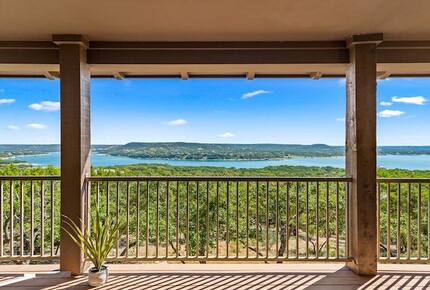 Lake Travis - Hollows Resort Lakeview Casita - Jonestown, Texas