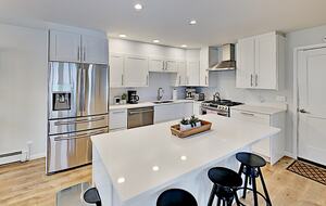 Modern EagleVail Family Retreat | Private Garage - Avon, Colorado