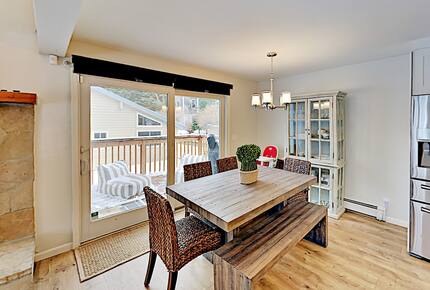 Modern EagleVail Family Retreat | Private Garage - Avon, Colorado