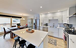 Modern EagleVail Family Retreat | Private Garage - Avon, Colorado