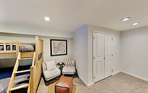 Modern EagleVail Family Retreat | Private Garage - Avon, Colorado