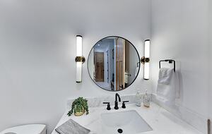 Designer Gem | Hot Tub & Bonus Room | Walk to Lift - Park City, Utah