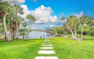 All Decked Out Waterfront Retreat - Sarasota, Florida
