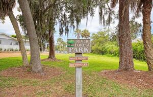 All Decked Out Waterfront Retreat - Sarasota, Florida