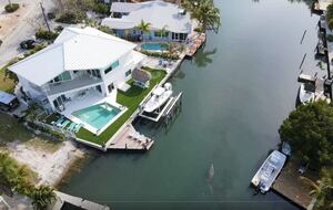 Island Life Villa - 5 Bed at Anna Maria, Florida - Holmes Beach, Florida