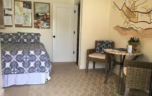 Downtown Napa Valley Hidden Gem - Napa, California