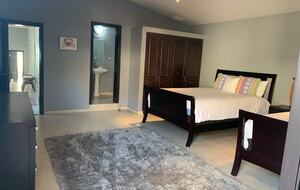 Casa Los Primos - La Misión, Mexico