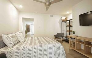 DateFarm 54 - Private and Gated, Central to Polo and Horse Park - Thermal, California