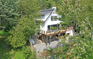 Lakefront Mont-Tremblant - La Conception, Canada
