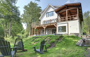 Lakefront Mont-Tremblant - La Conception, Canada