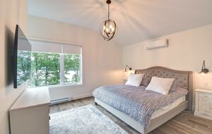 Lakefront Mont-Tremblant - La Conception, Canada