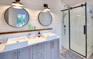 Lakefront Mont-Tremblant - La Conception, Canada