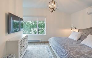 Lakefront Mont-Tremblant - La Conception, Canada