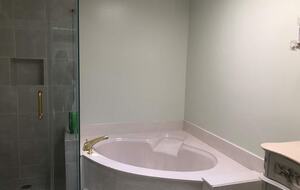 Luxurious Lake Lanier Compound - Flowery Branch, Georgia