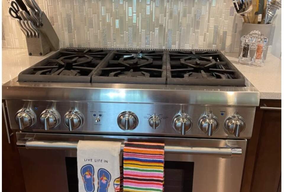 Luxurious Lake Lanier Compound - Flowery Branch, Georgia