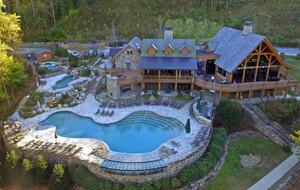 Walk to Lake Club Amenities within 100 Yards of Our Cottage