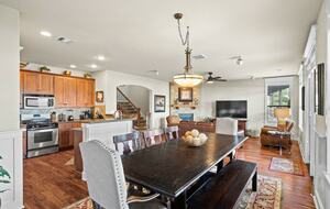 Lake Travis - Hollows Resort Lakeview Casita - Jonestown, Texas