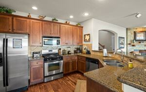 Lake Travis - Hollows Resort Lakeview Casita - Jonestown, Texas