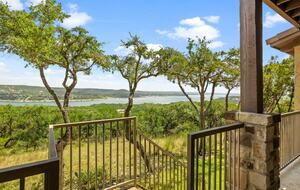 Lake Travis - Hollows Resort Lakeview Casita - Jonestown, Texas