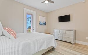 Luxury Coastal Home, Gulfport Waterfront District - Gulfport, Florida