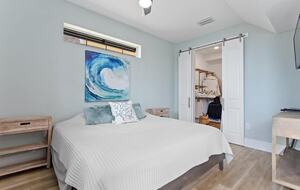 Luxury Coastal Home, Gulfport Waterfront District - Gulfport, Florida