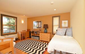 Napa Valley Wine Country Retreat with Pool & Pickleball Court - Napa, California