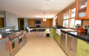 Napa Valley Wine Country Retreat with Pool & Pickleball Court - Napa, California